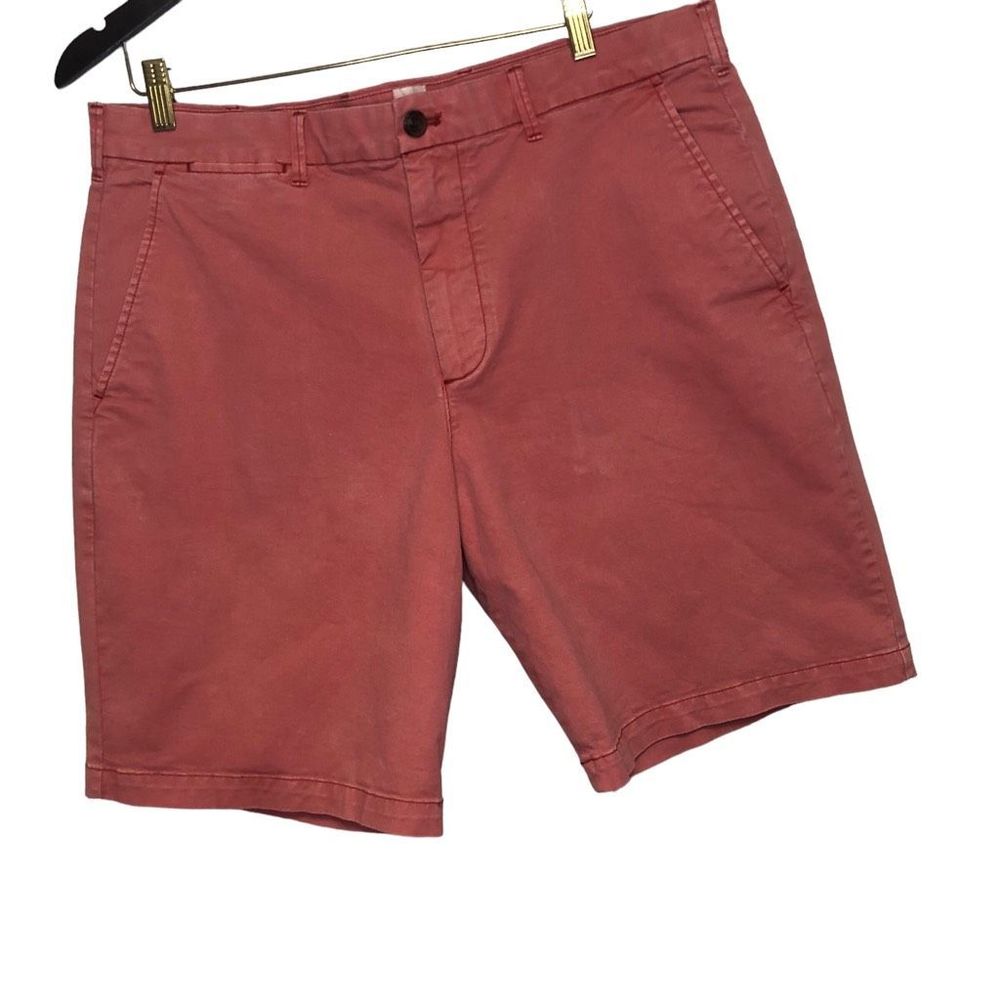 Men's GAP Classic Fit Weathered Red Chino Shorts Size 36 10" Inseam Flat Front
